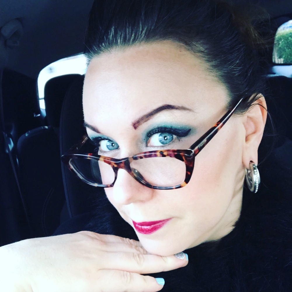Meet your Posher, Lexie